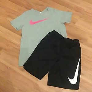 Girl's Nike outfit